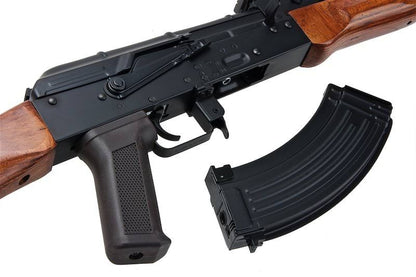 קלאצ׳ניקוב 47 עץ אמיתי של חברת CYMA
